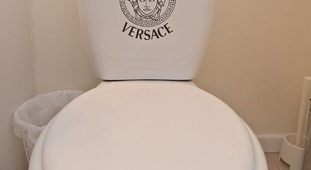 トイレを快適清潔に保つための習慣と安全に暮らすための総合的視点
